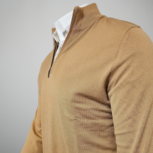 MERINO WOOL QUARTER ZIP SWEATER